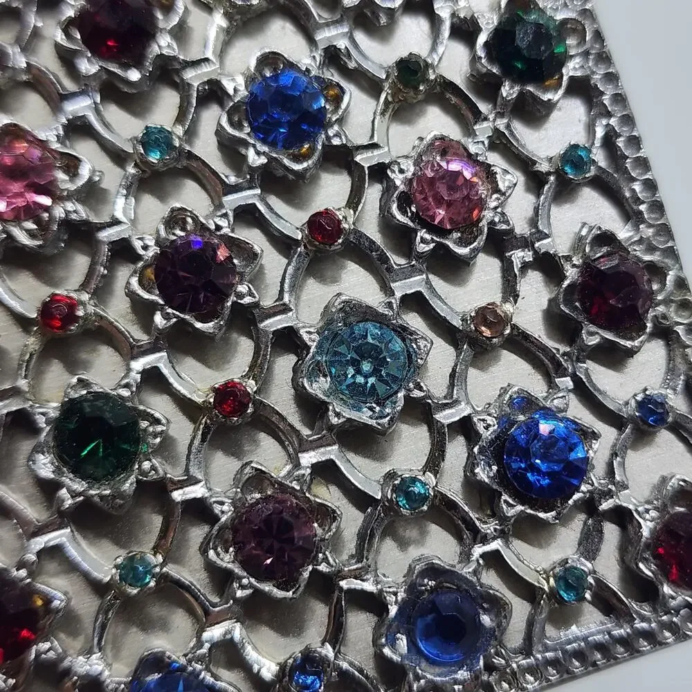 Vintage Dorset Fifth Avenue Jeweled Rhinestone Powder Compact Mirror Puff Case
